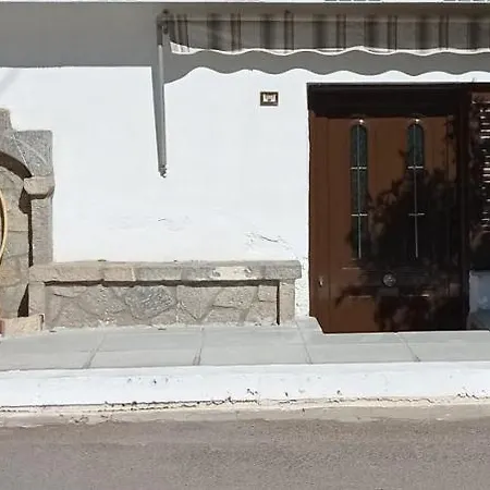 Ευρύχωρο Και Άνετο Διαμέρισμα Στην Ιτέα Joanna'S Apartment Kirra Exterior photo